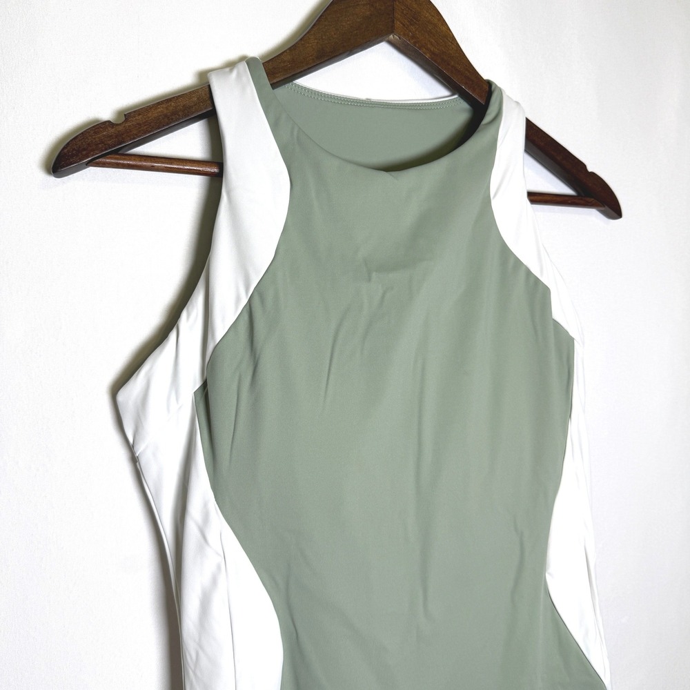 B Womens Sage Green Tennis Golf Pickleball Colorblock Dress Padded Cups Large